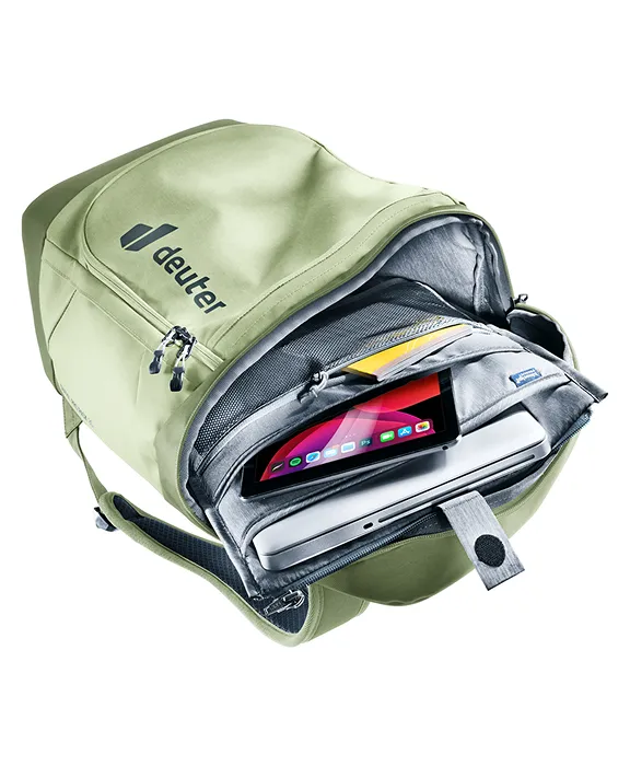 deuter „Duffel Pro Pack“ Rucksack mit geräumigem Hauptfach und Laptopfach.